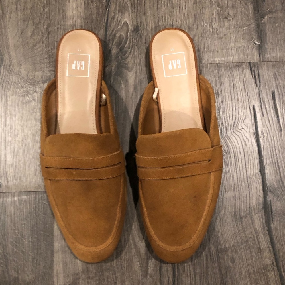 Gap suede slip on slipper (size: 11)
